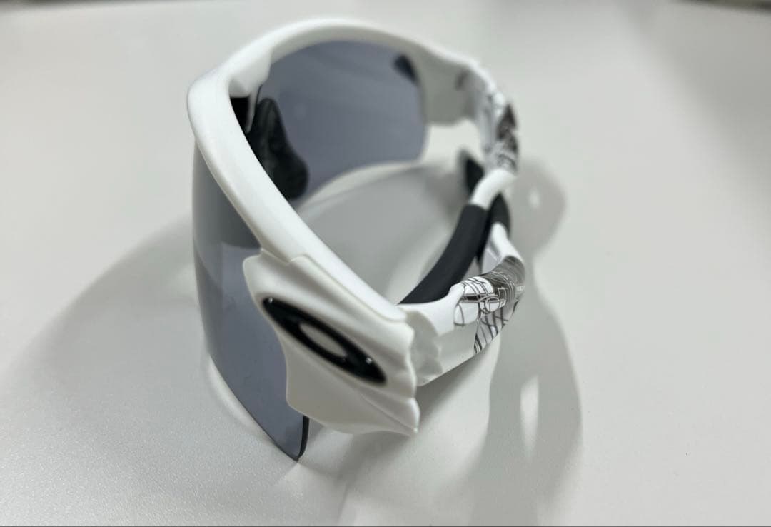 OAKLEY レーダーロックパス アジアンフィット+ケース OAKLEY レーダーロックパス アジアンフィット+ケース