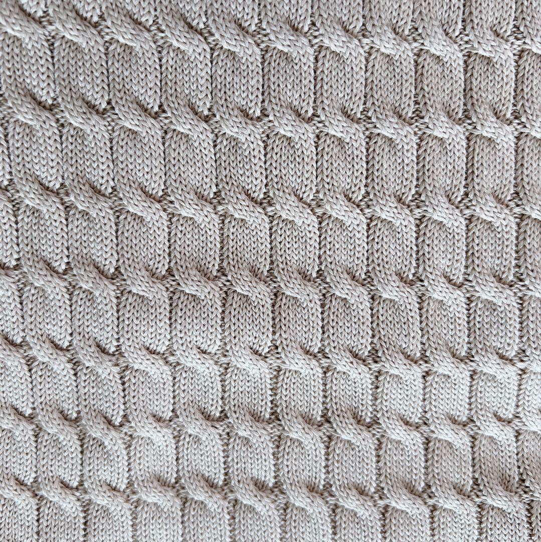 セーター ベージュ