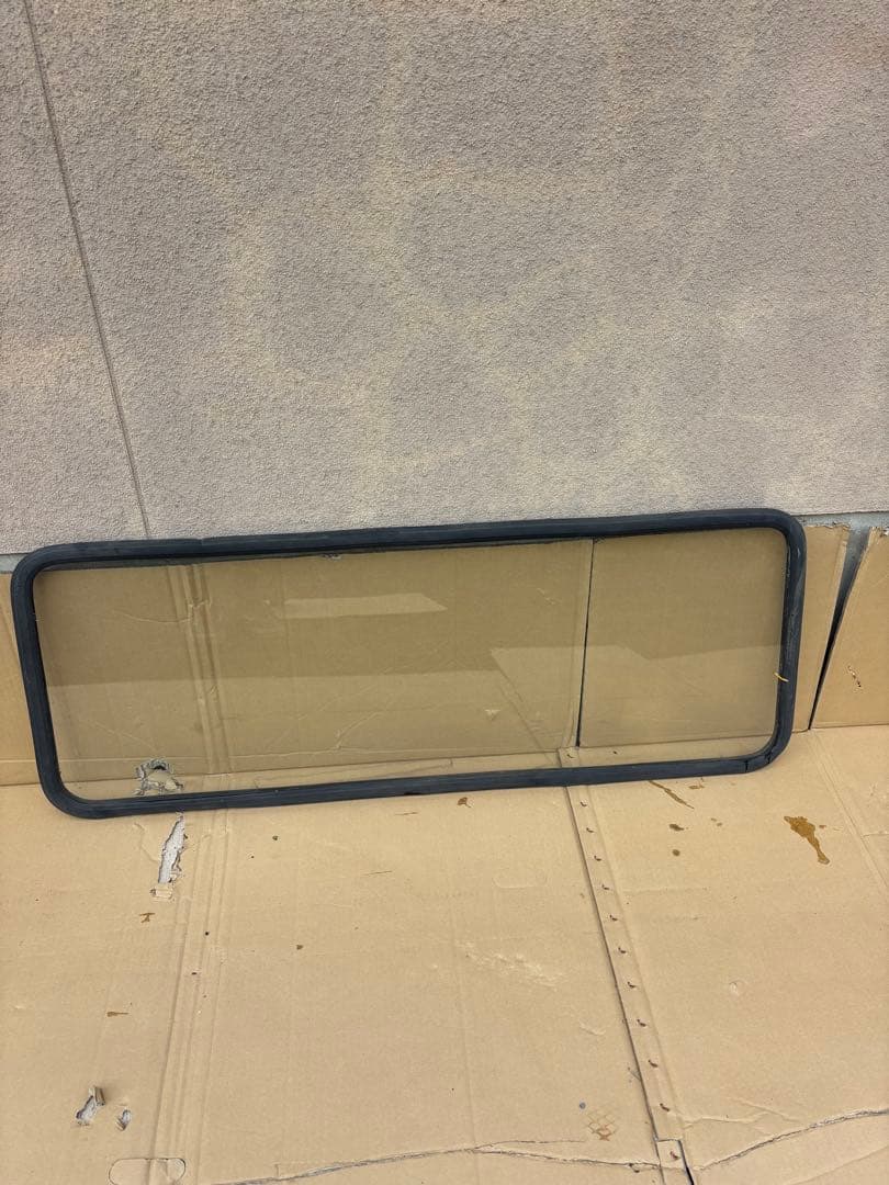 フロント傷や汚れあり