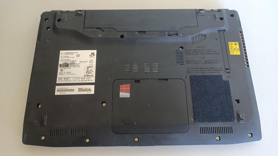 FUJITSU タッチ機能 Blu-ray ノートパソコン SSD メモリ8G