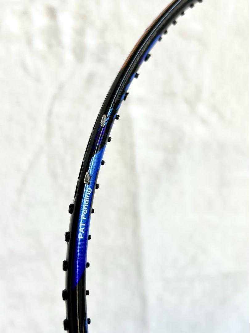 廃盤色希少！YONEX ヨネックス DUORA10 バドミントンラケット