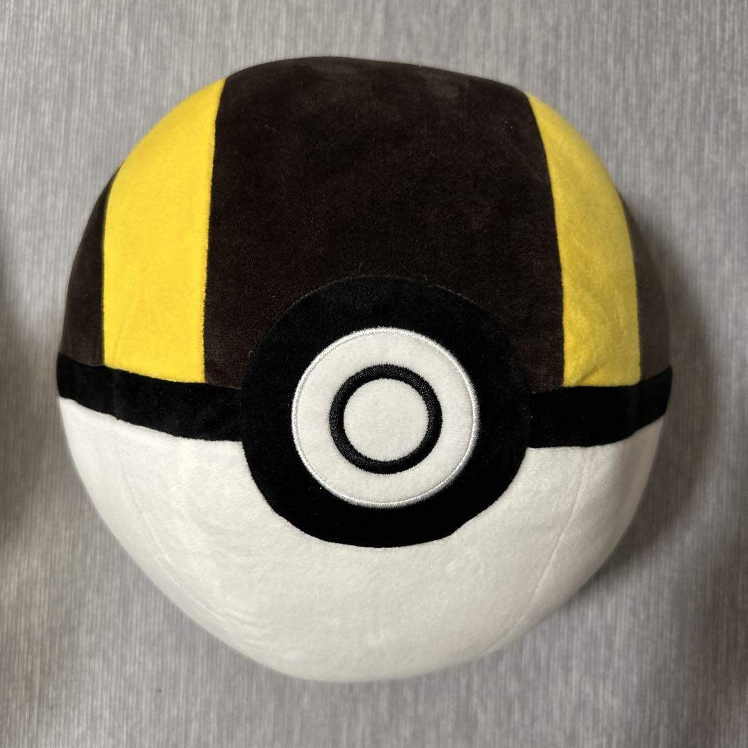 ポケットモンスター　モンスターボール　ぬいぐるみ