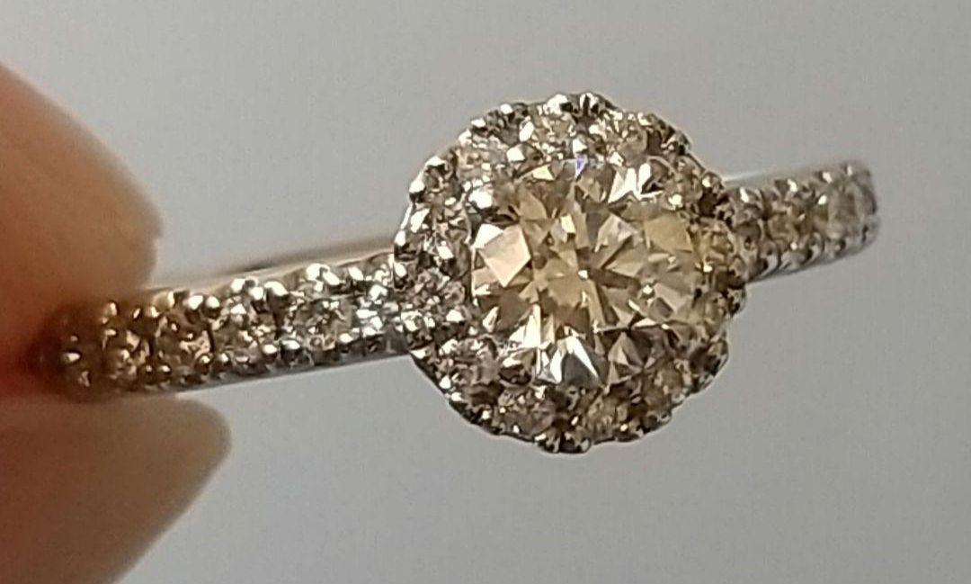 4℃ ヨンドシー アクアクラウン ダイヤリング 0.305ct