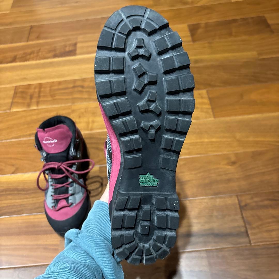 登山靴 アウトドアシューズ