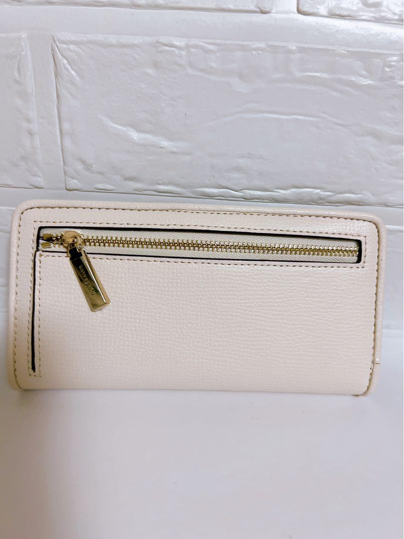 ケイトスペード　kate spade 長財布　未使用品　パイナップル