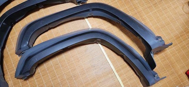 JB74ジムニーシエラ純正オーバーフェンダー 一部プラサフ済塗装用