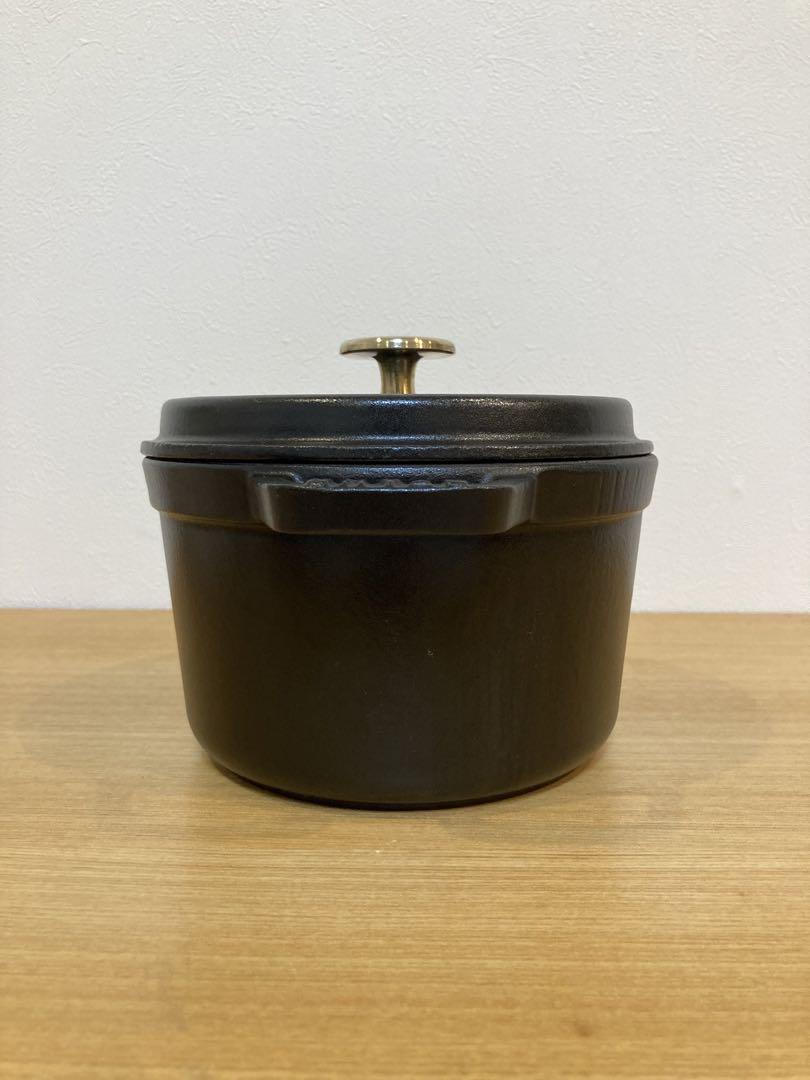 ストウブ　ココット　ラウンド　旧型　16 ブラック　BLACK 鍋　staub