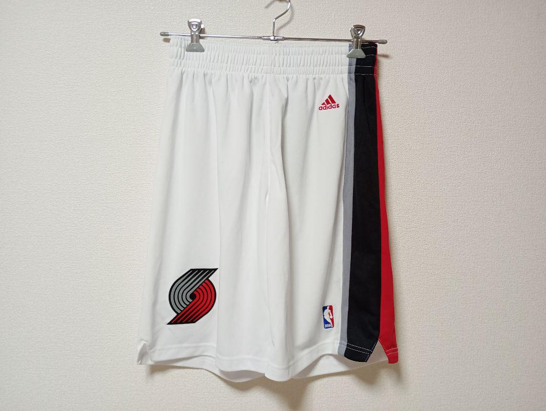アディダス　NBA　スウィングマン　ショーツ　Mサイズ　新品