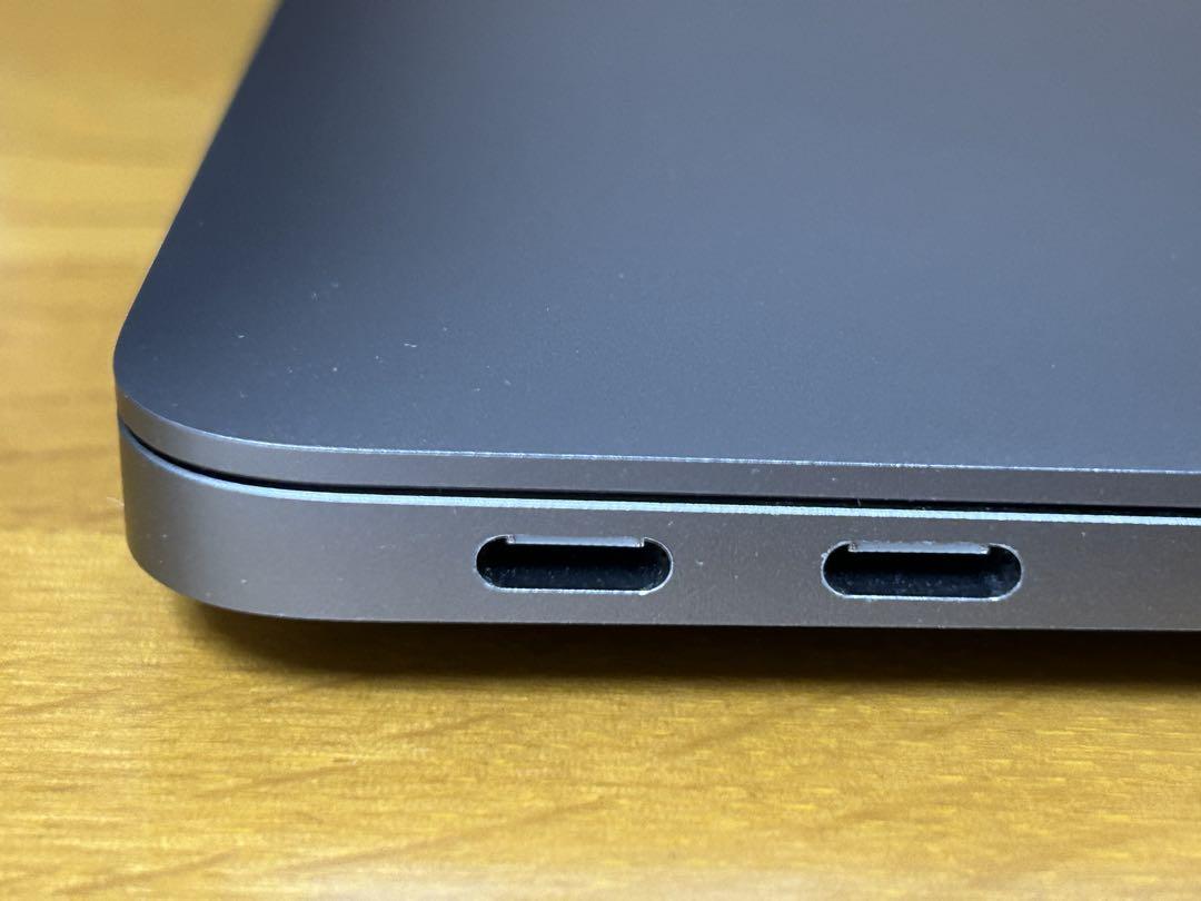 Apple MacBook Air M1 13インチ