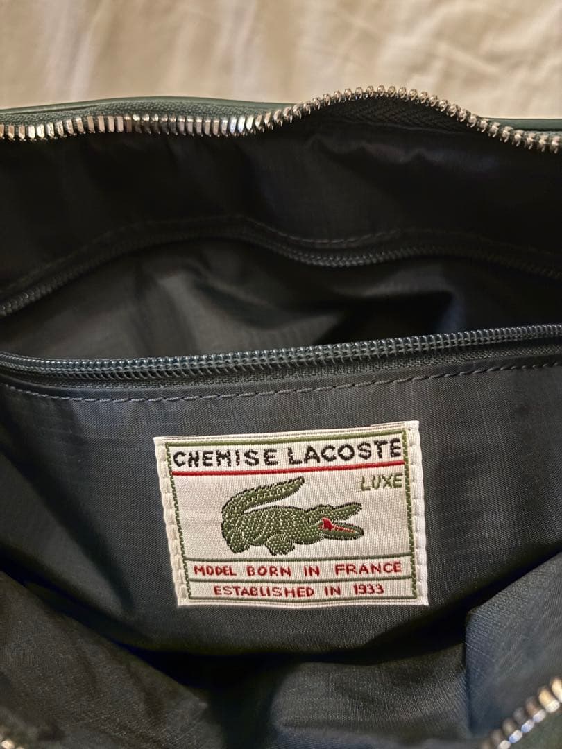 LACOSTE グリーン プリーツ ハンドバッグ