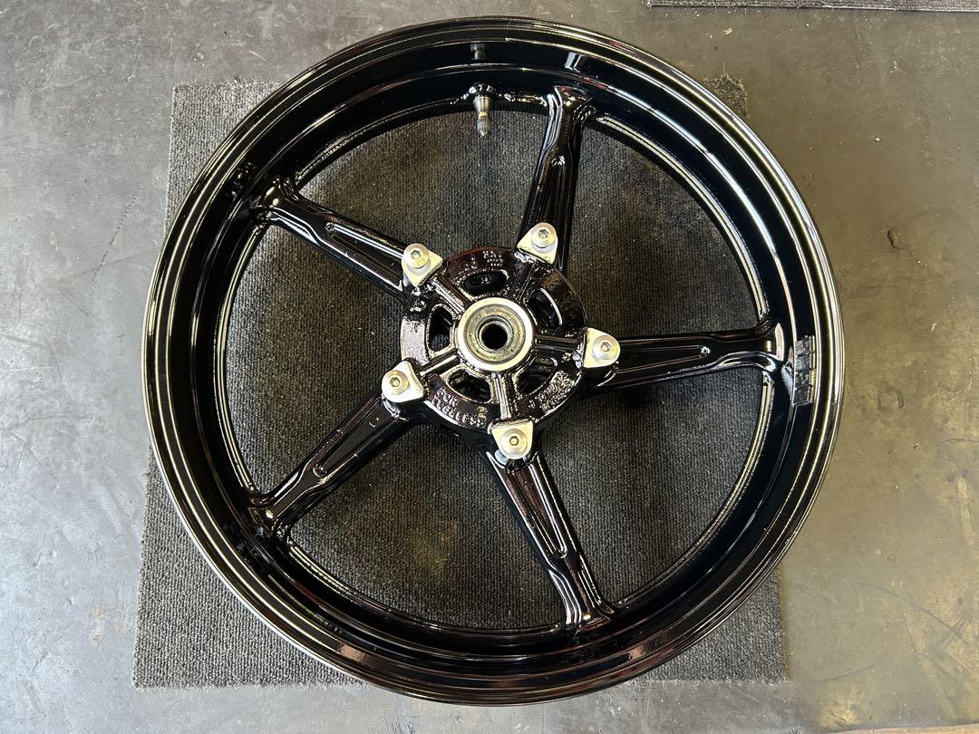 SV650X SV650純正フロントホイール中古グラディウス SV650X SV650純正フロントホイール中古グラディウス - メルカリ
