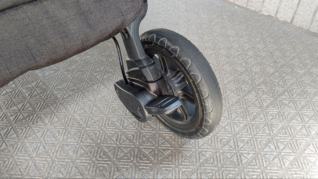 Nuna TRIV riveted 2022モデル ベビーカー