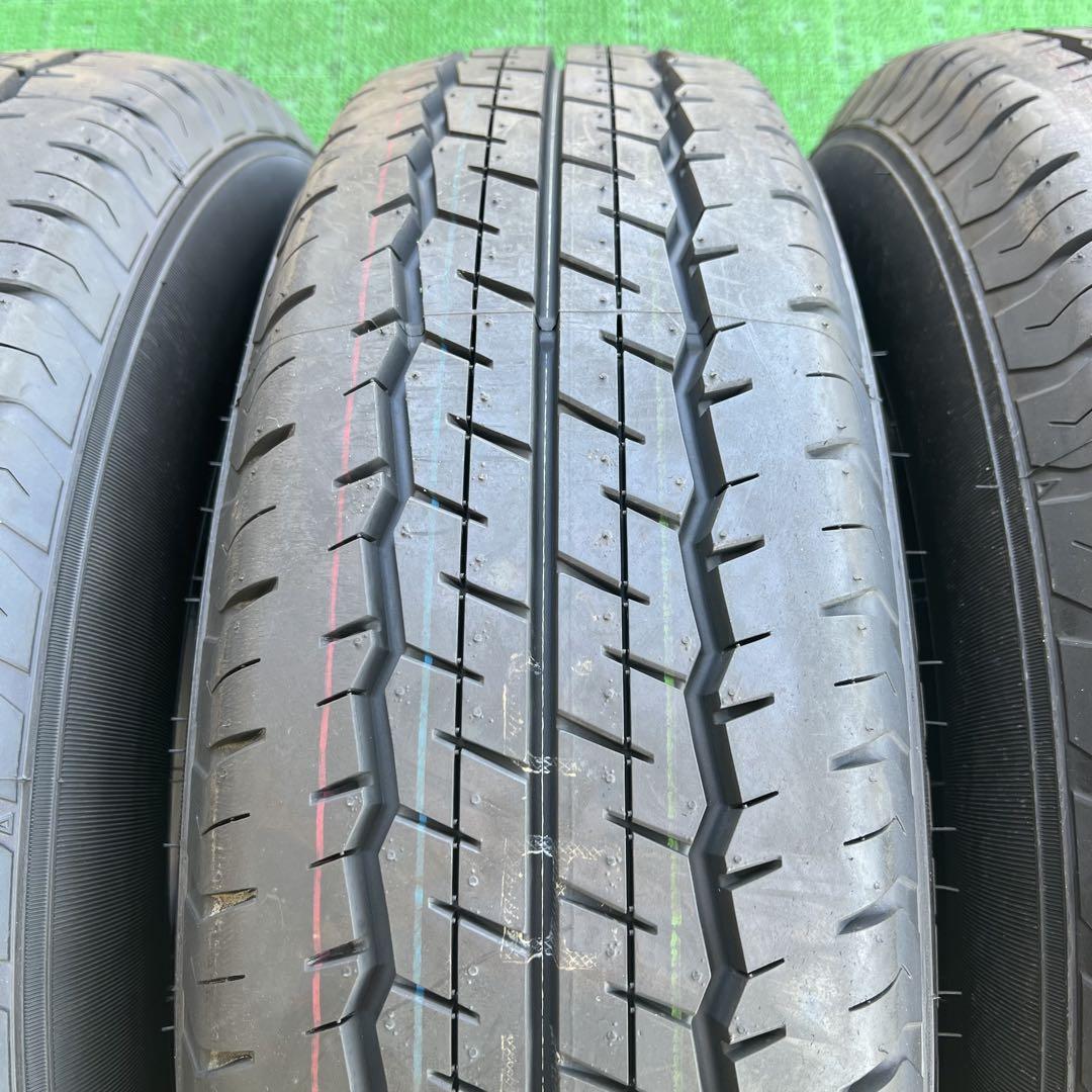 ハイエース新車外し 195/80R15 107/105N 2021年製 2本②