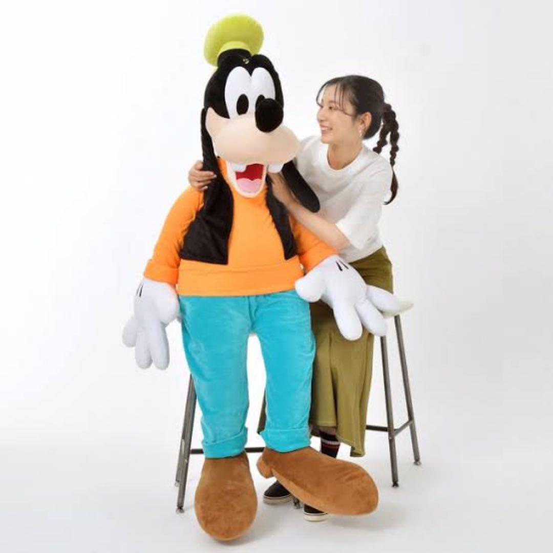 グーフィー　ドナルド　スーパービッグぬいぐるみ