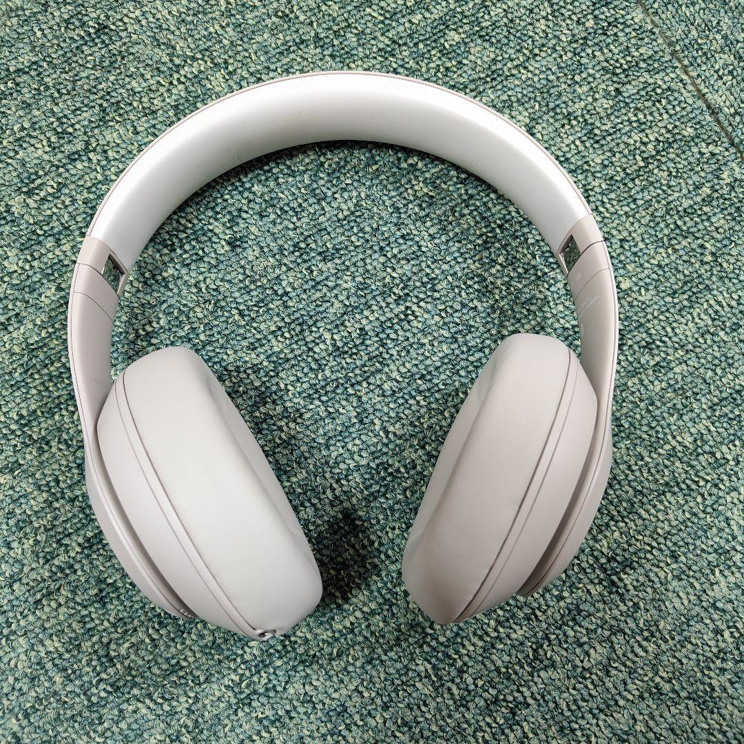 Beats studio pro ワイヤレスヘッドホン