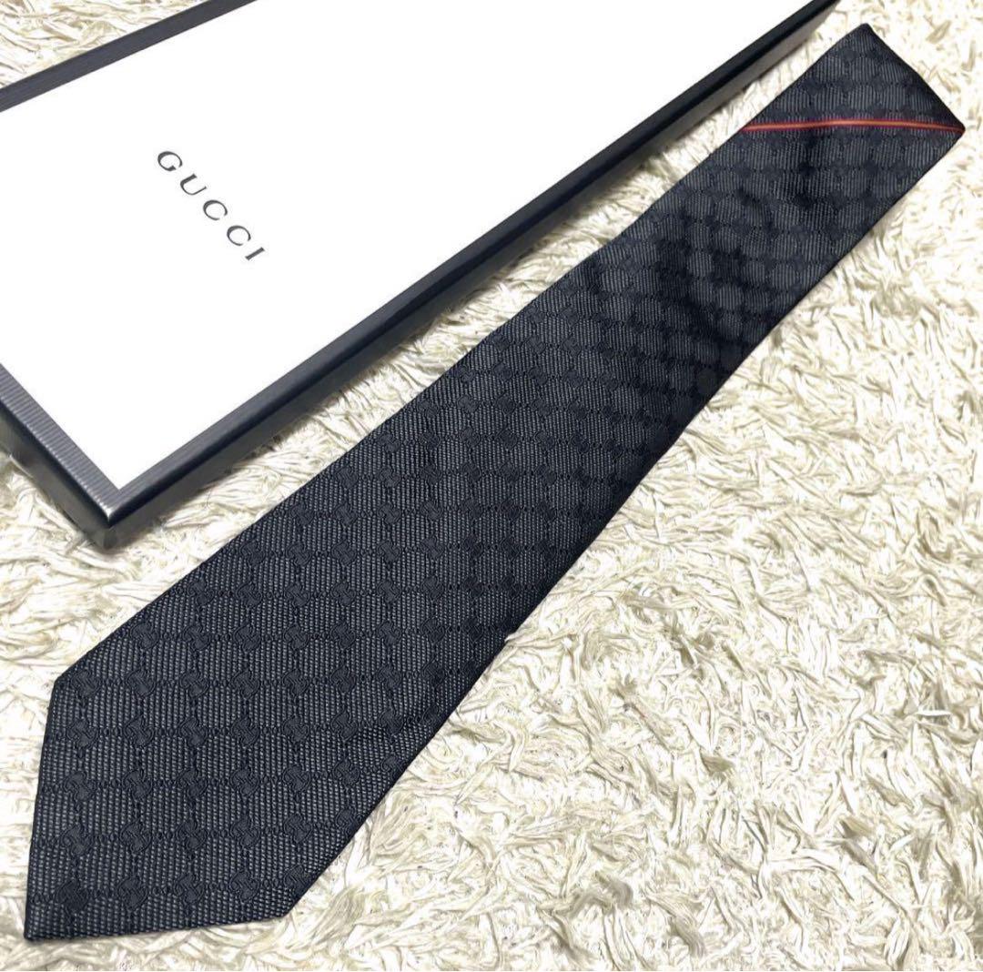 美品✨GUCCIグッチ　GG柄　ジャガード　シェリーライン　黒ブラック　総柄