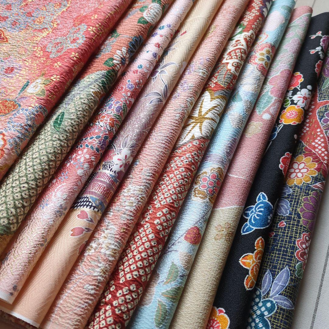 71　着物ハギレ　36×50㎝　10枚　金彩　型染　季節小物　パッチワーク