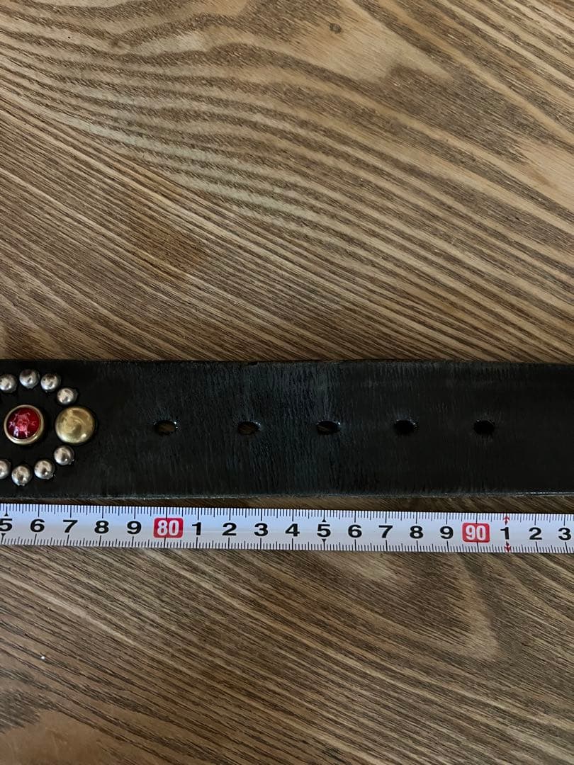 フラットヘッド　スタッズベルト