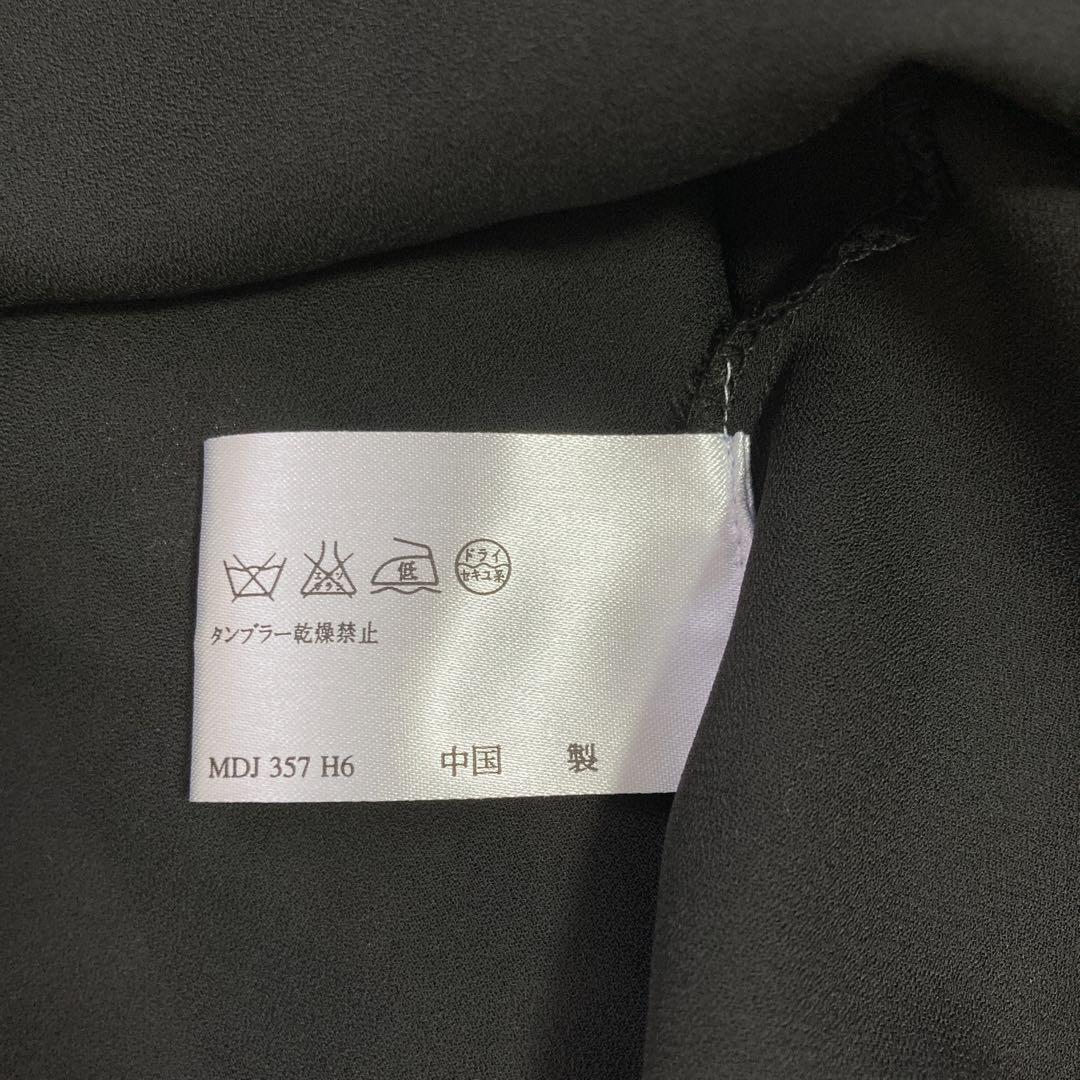 《美品》 LAURA ASHLEY 花柄ワンピース ブラック 11 マルチカラー