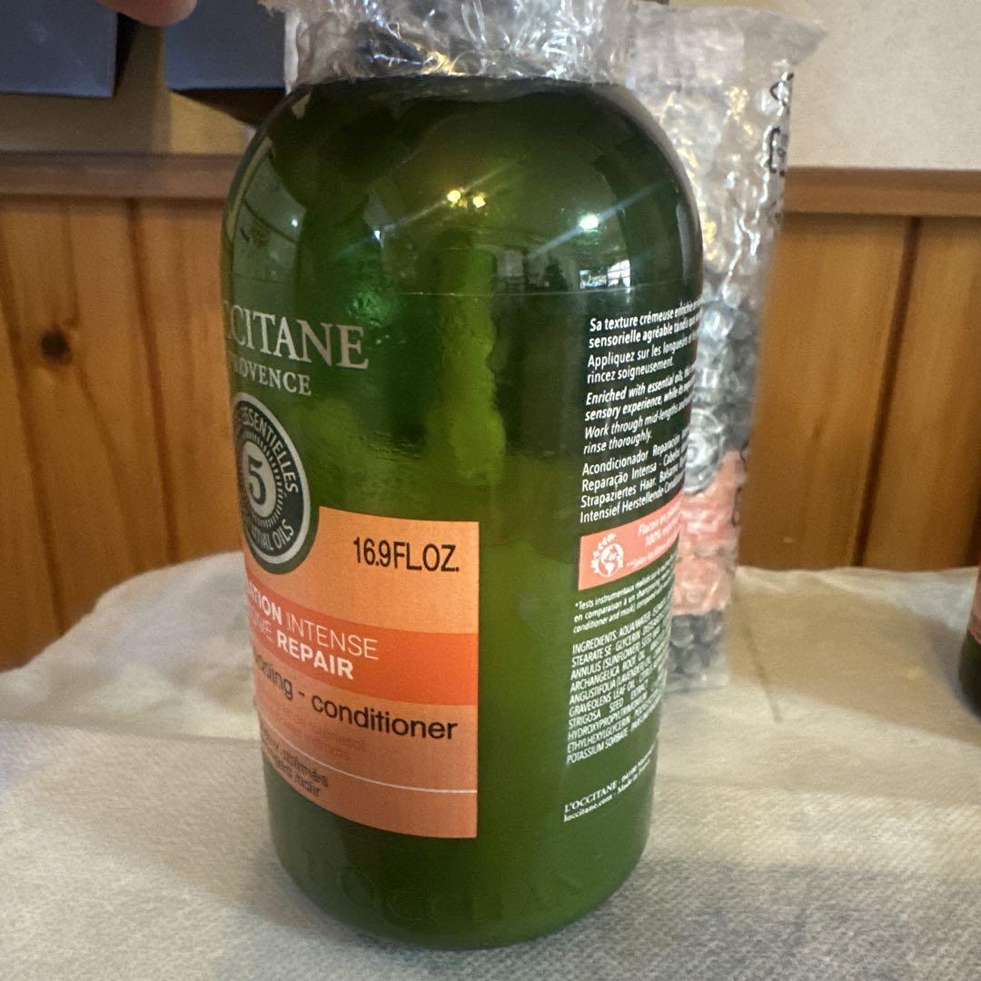 Occitane シャンプーコンディショナーセット
