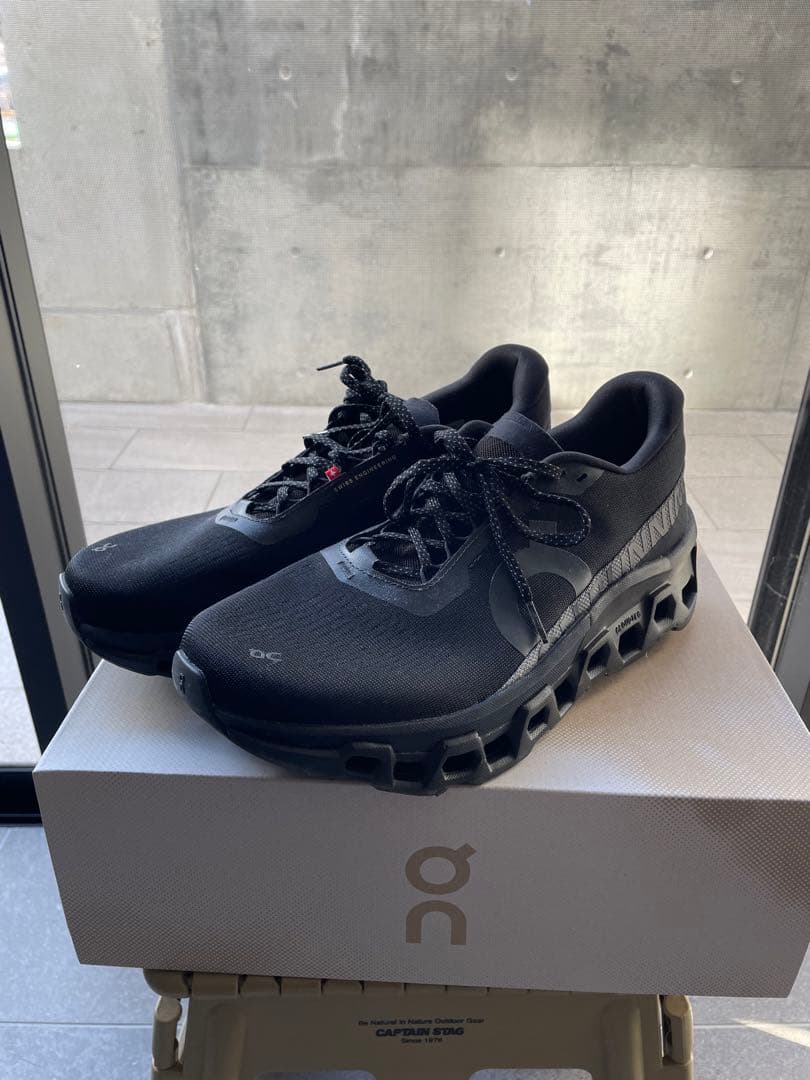 On Cloudmonrstar 2 ブラック スニーカー