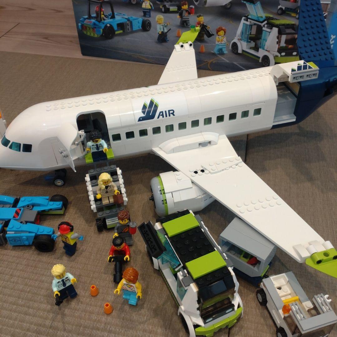 LEGO レゴシティ 旅客機 60367