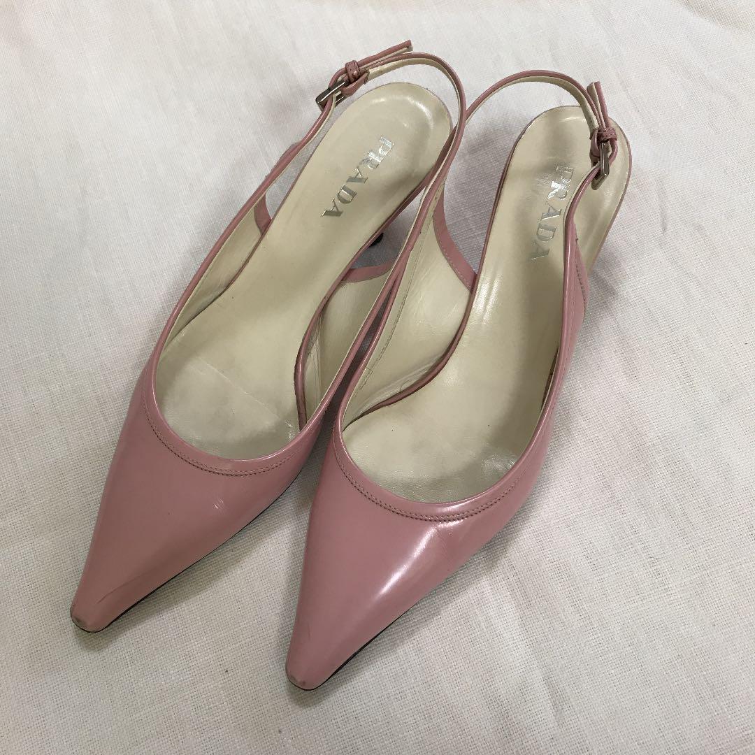 プラダ パンプス