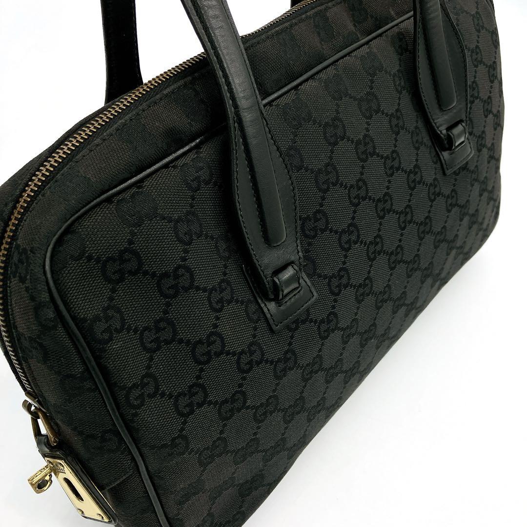 【GUCCI】ショルダーバッグ　GGキャンバス　ブラック