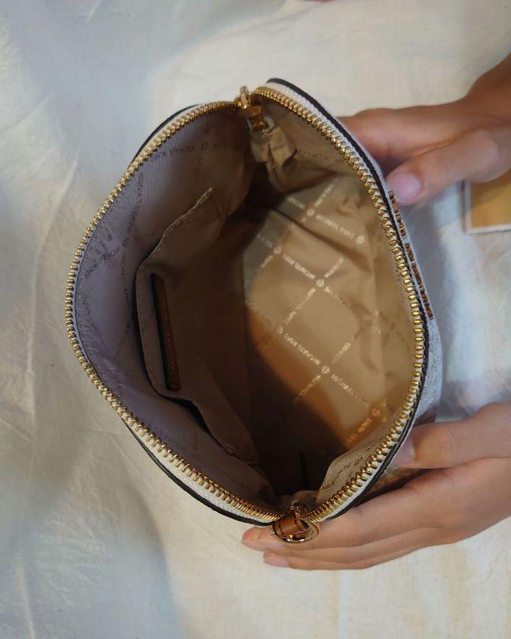 週末セール【美品】マイケルコース　ショルダーバッグ　バッグインバッグ