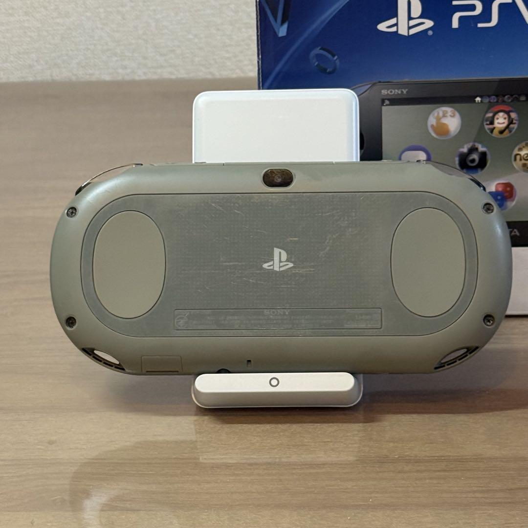 7-101 PSVITA PCH-2000 カーキ/ブラック 箱付き