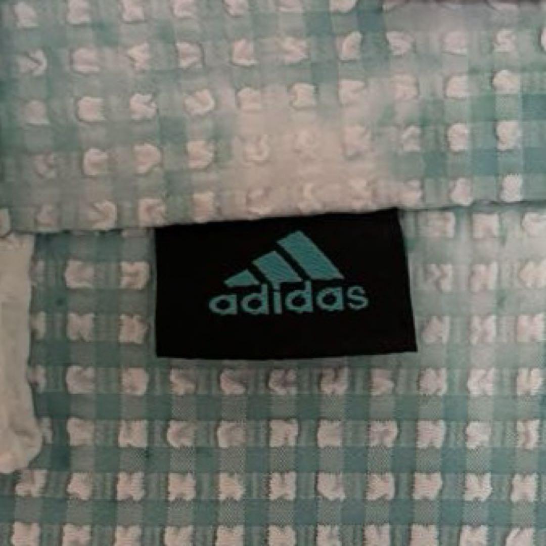 これからの季節に！★美品★メンズadidasショーパン