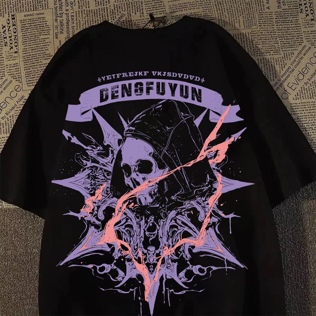 年中着回しOK!アート柄ストリートTシャツ