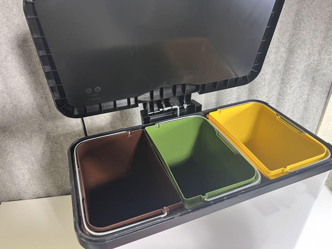 ②【傷少々あり品】ハイロ(Hailo) 分別ごみ箱フタ/フットペダル付き