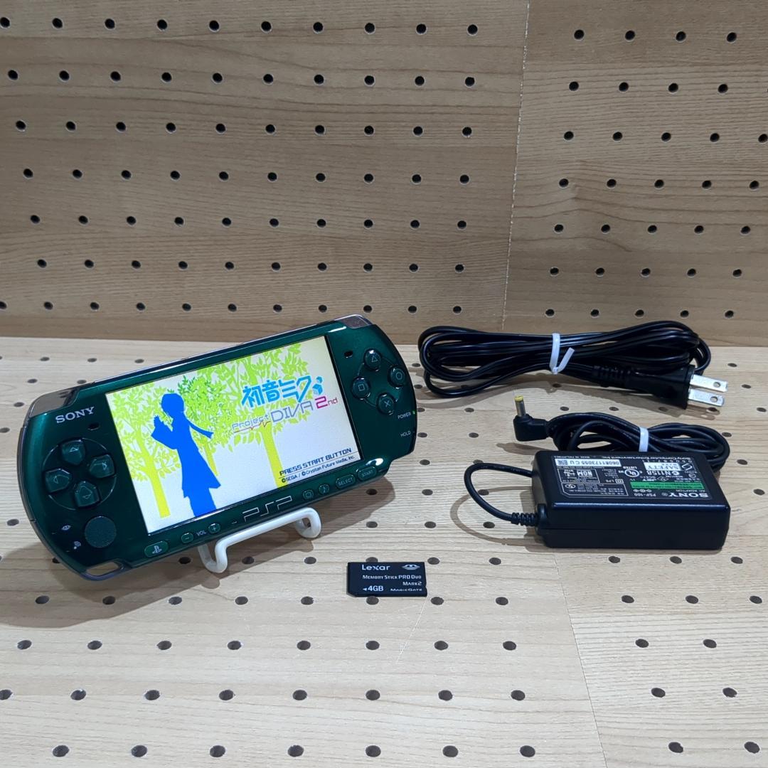 動作品/点検・整備済み psp3000 スピリティッド・グリーン（付属品あり）