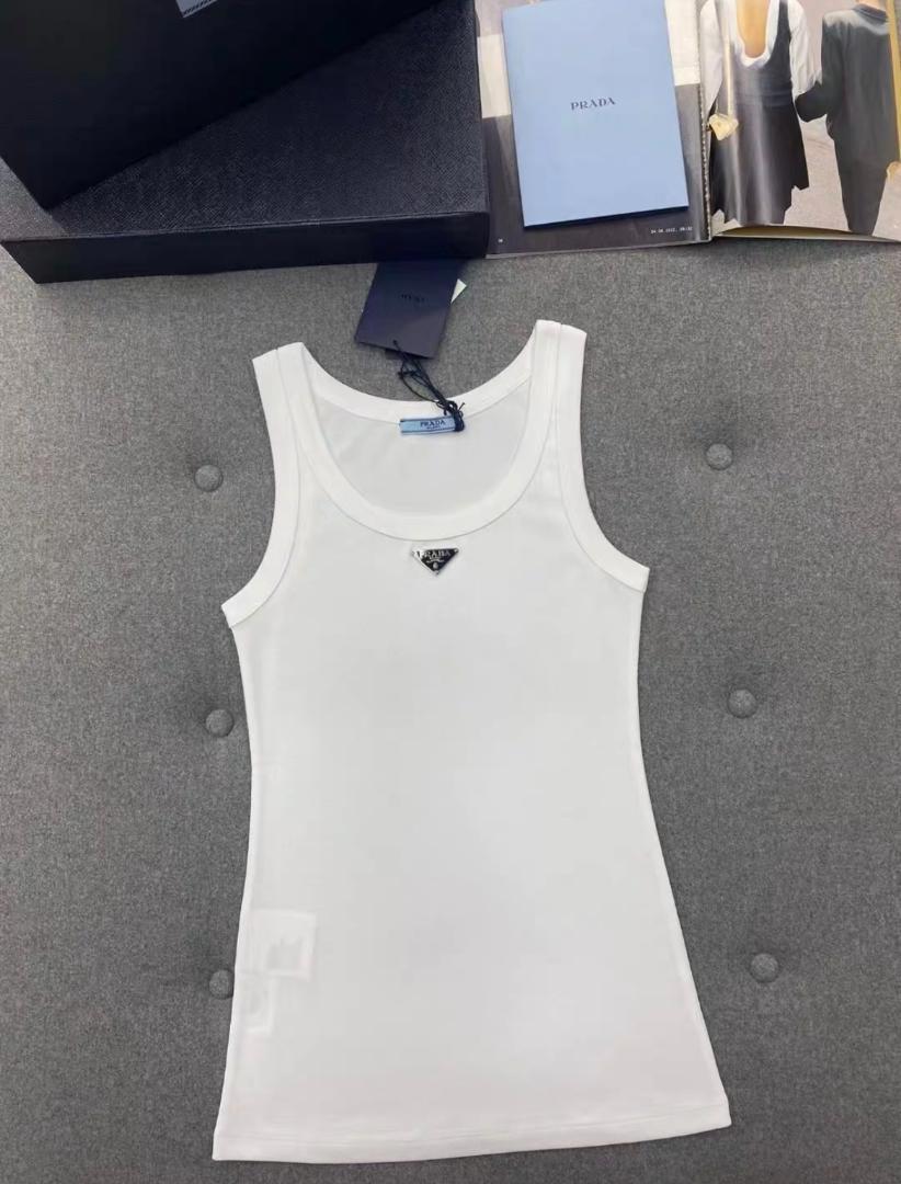 PRADA ホワイト タンクトップ