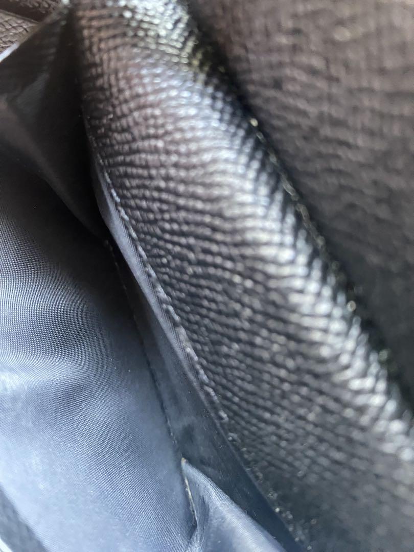 BURBERRY 二つ折り財布 ブラック レザー