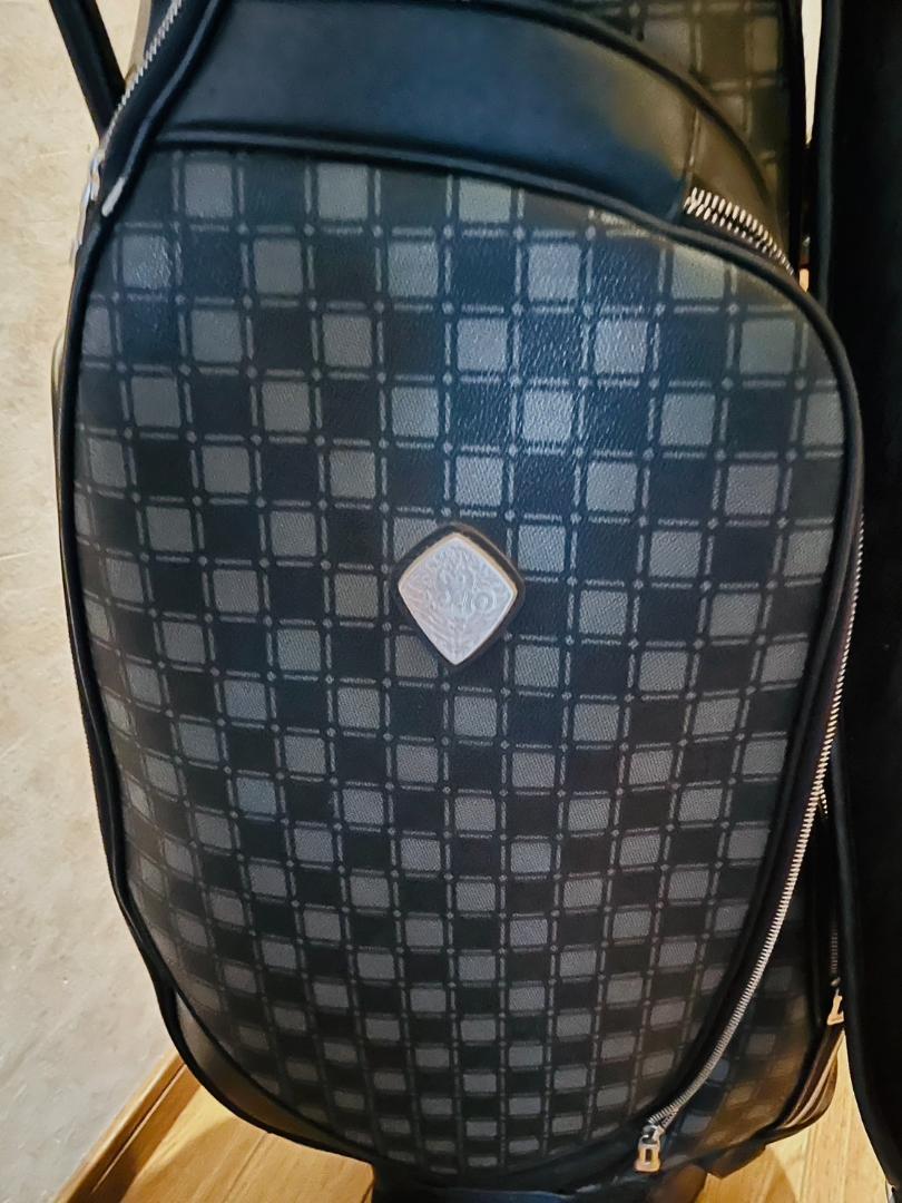 送料無料/超美品 絶対お買い得 有名ブランド 　XXIO 高級キャディバック