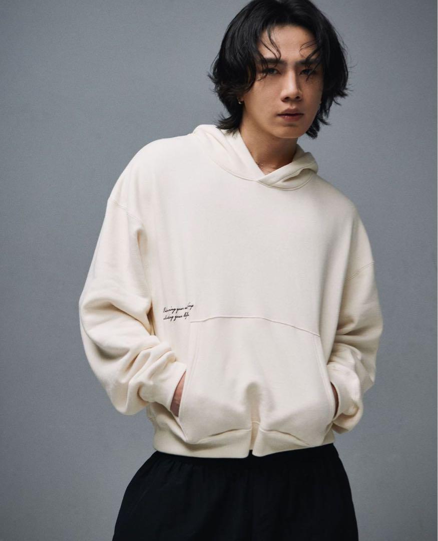 CDL TOKYO Statement Hoodie