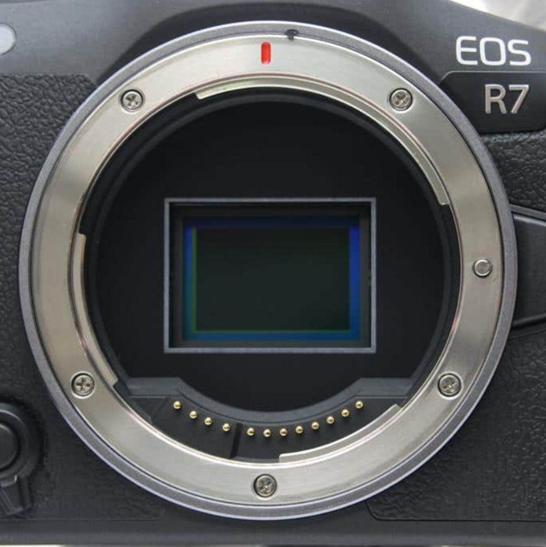 Canon EOS R7 ミラーレスカメラ
