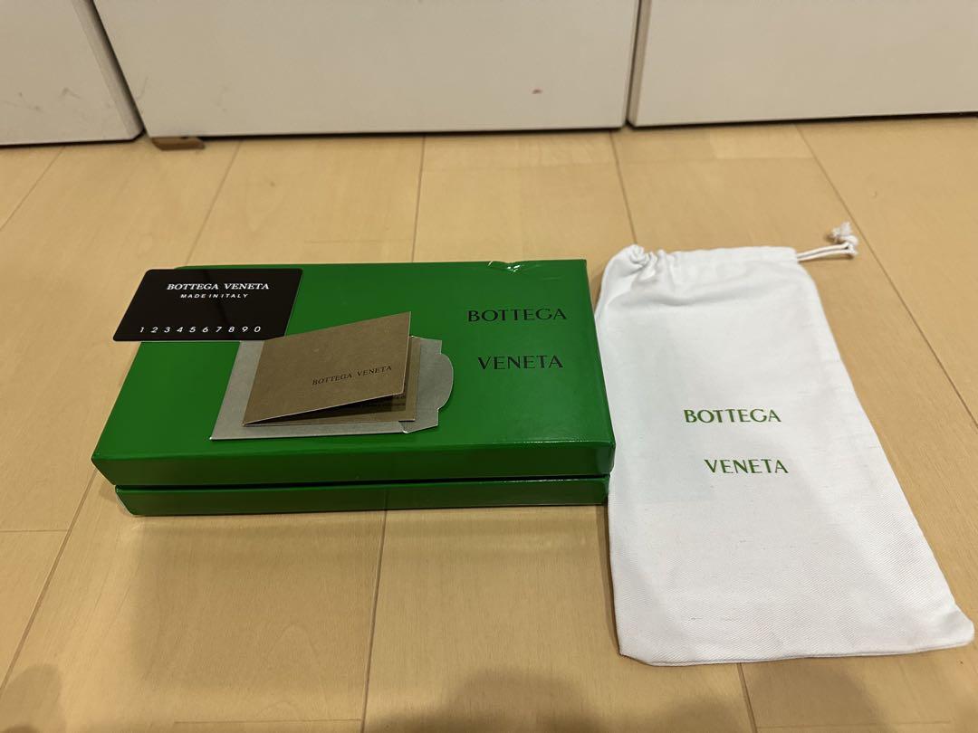 BOTTEGA VENETA グリーン 長財布