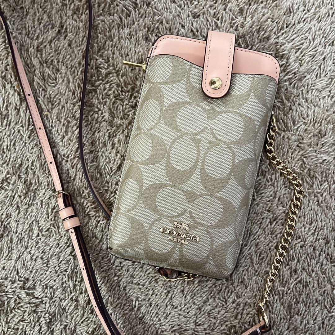 COACH スマホショルダー - メルカリ