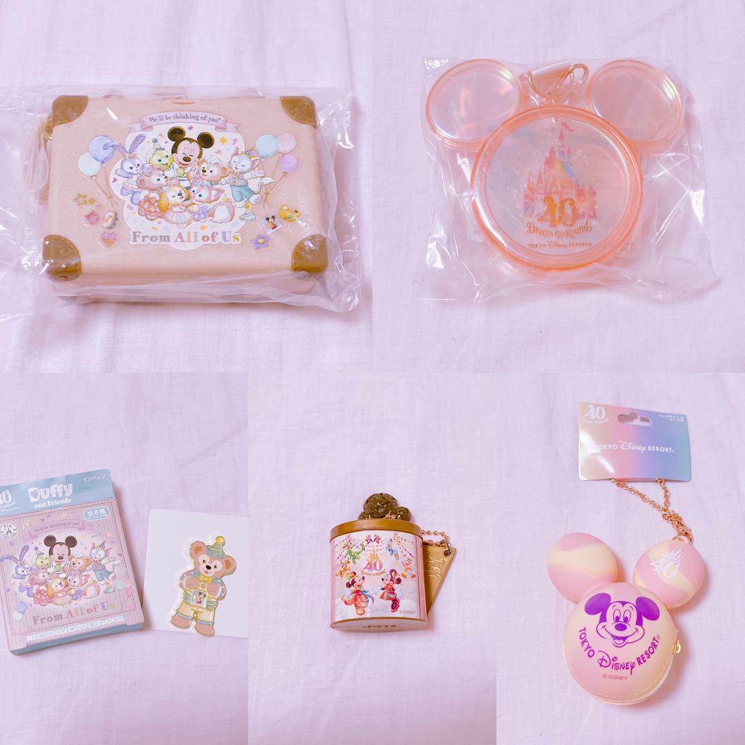 ディズニー スーベニア ガチャガチャ ピンバッジ ケース