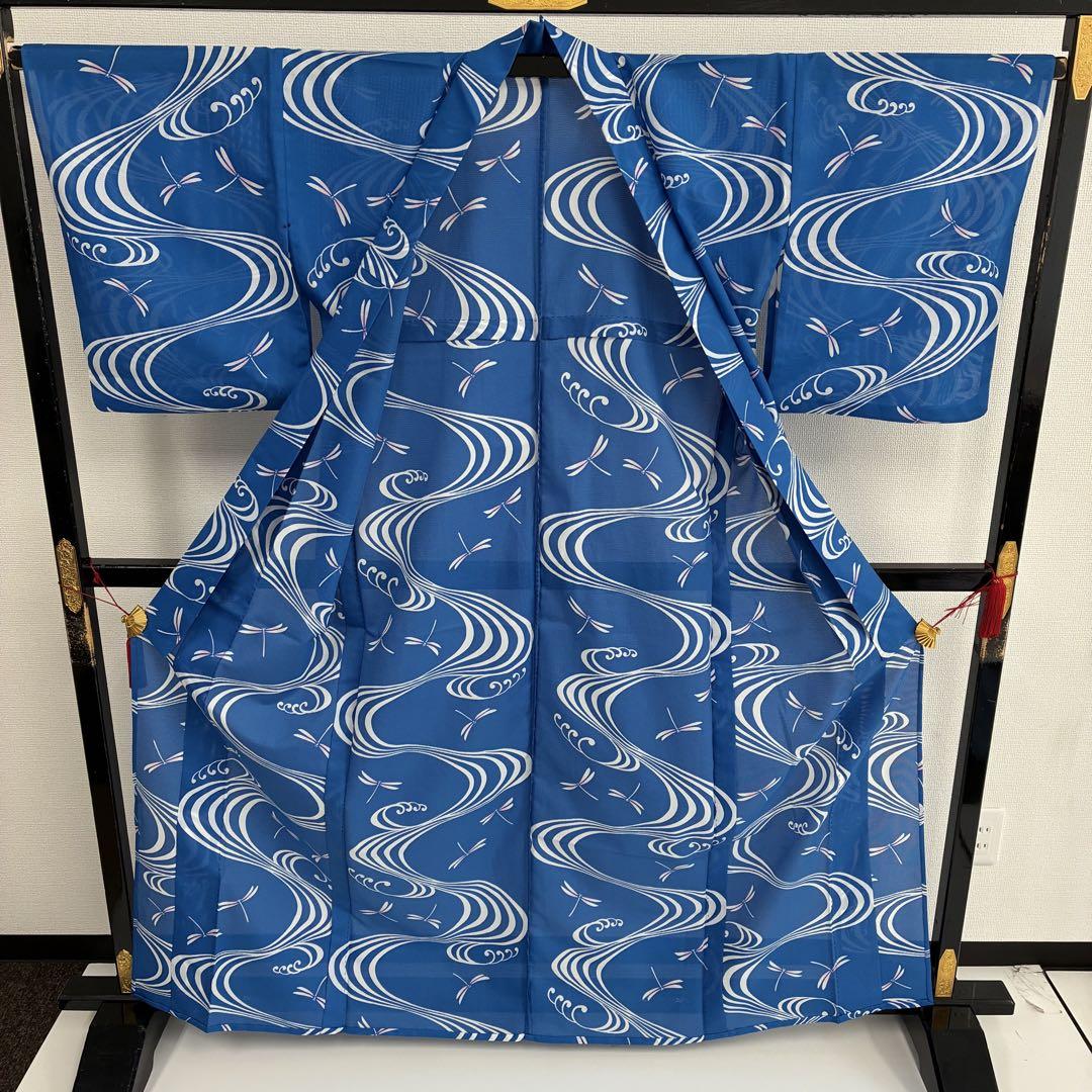 人気商品・限定商品ばかりの「超得 半額福袋」が販売開始 絽織 夏洗える着物 化繊 流水にトンボ 青地 着物U-6050 - メルカリ 着物・浴衣