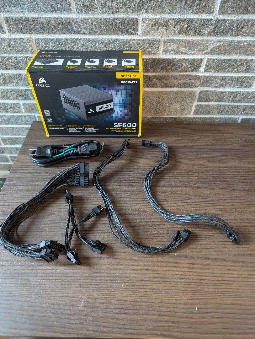 Corsair SF600 600W 電源ユニット