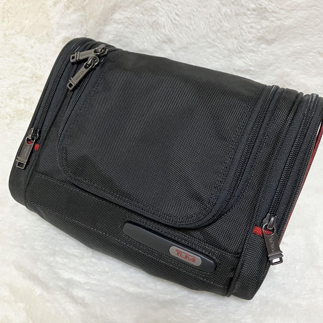 【極美品】TUMI トラベルキット　トラベルポーチ　ハンキング　黒