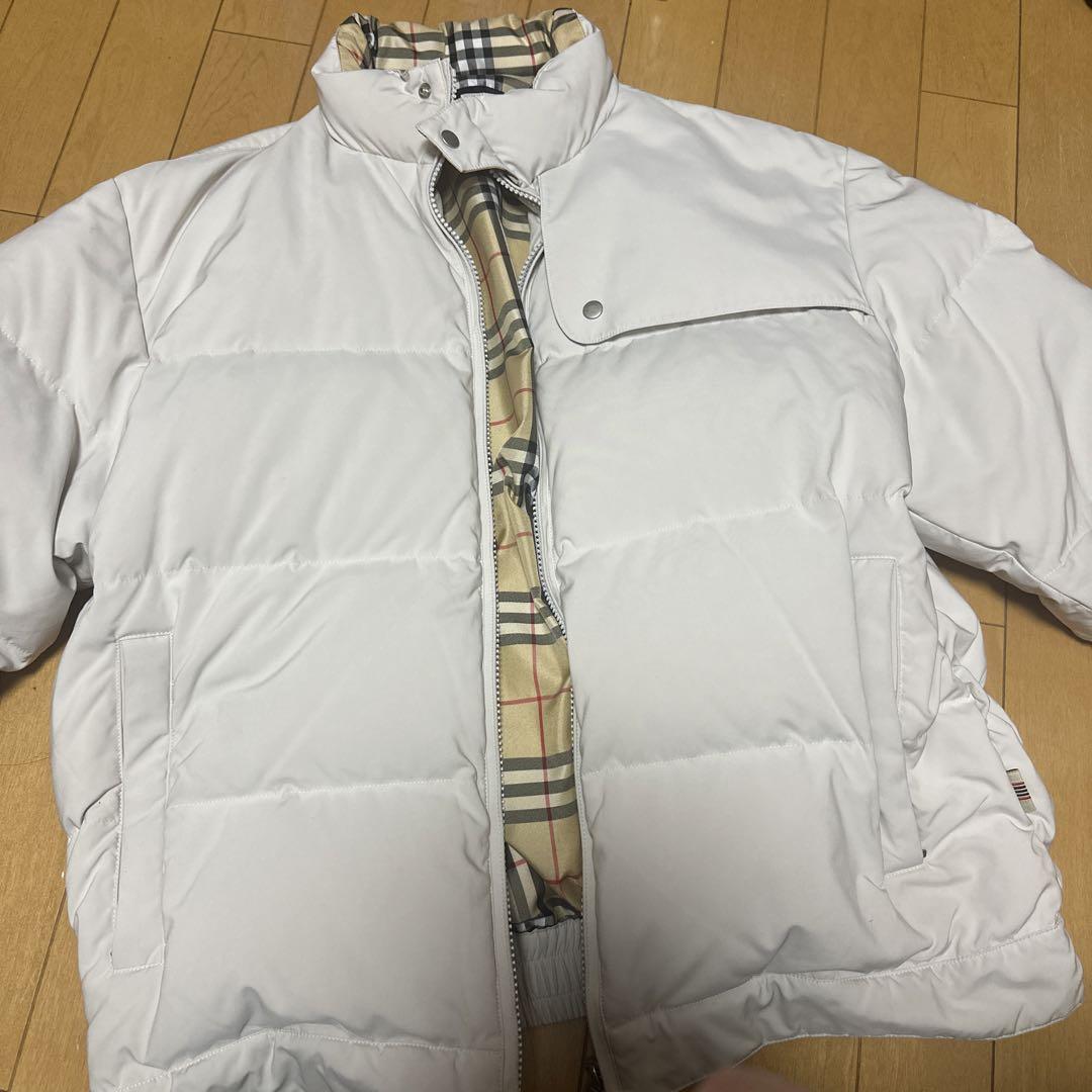 ダウンジャケット BURBERRY 白