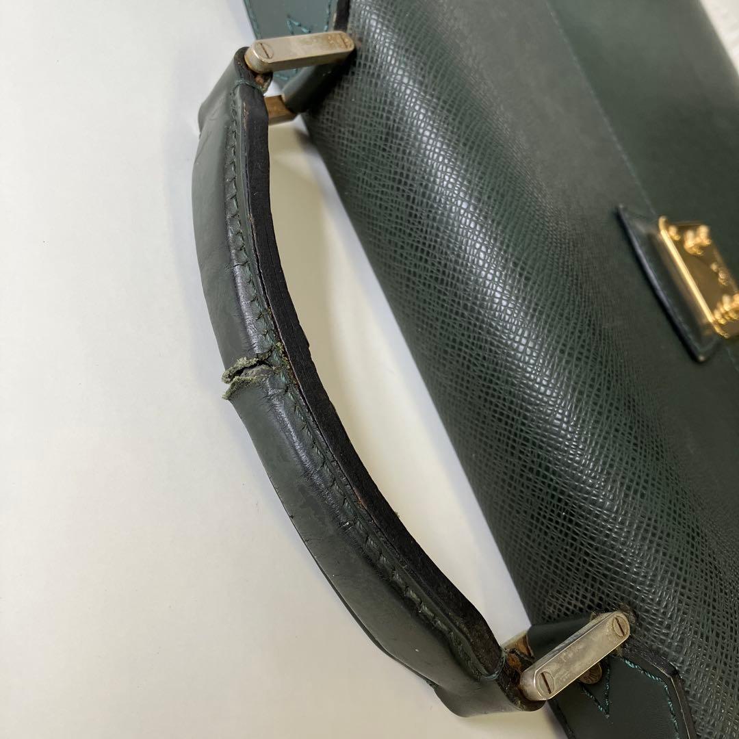 LOUIS VUITTON ルイヴィトン ブリーフケース タイガ 4666 KARIMZIABAT_FR