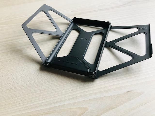 匠の技巧と高級素材の純チタンを採用した made in japan の逸品