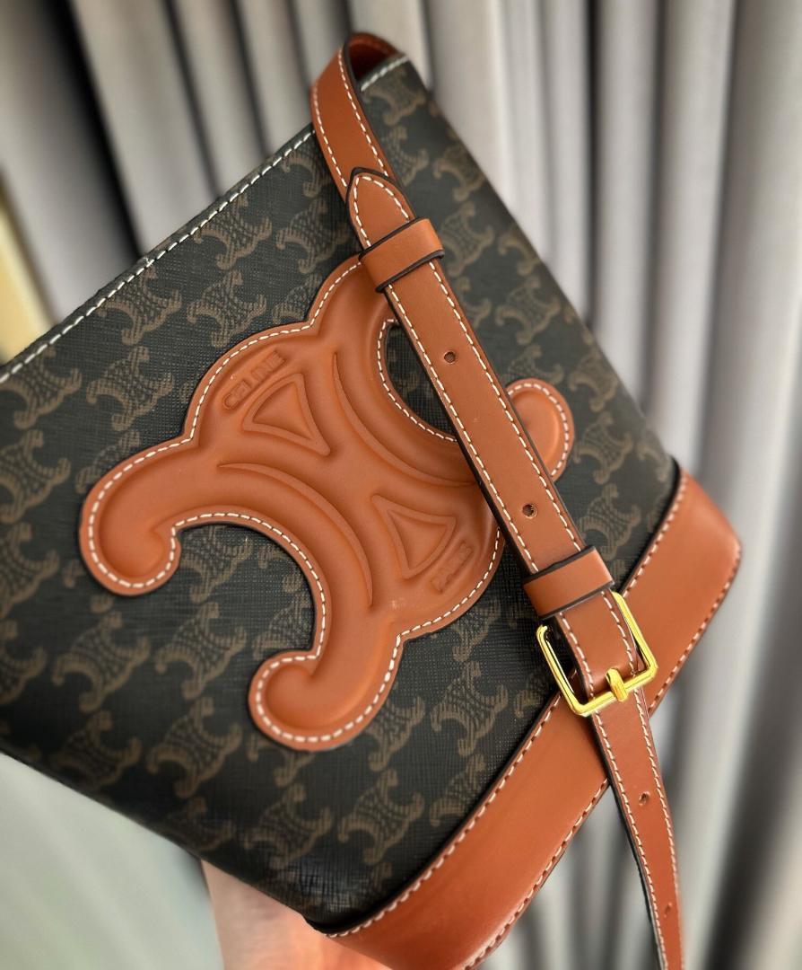 Celine スモール バケット ショルダーバッグ