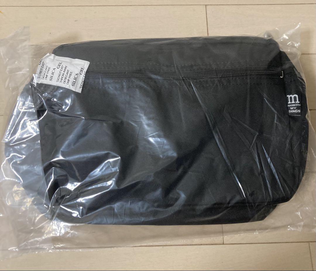 新品　marimekko マリメッコ　ショルダーバッグ 黒　マイシングス